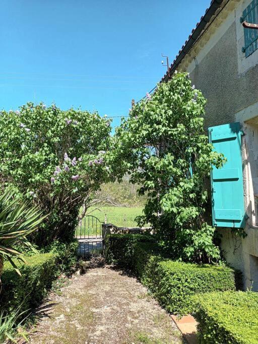 Appartement Charmant Studio Avec Jardin A La Campagne Sur Le Chemin De Saint Jacques De Compostelle à Lauzerte Extérieur photo