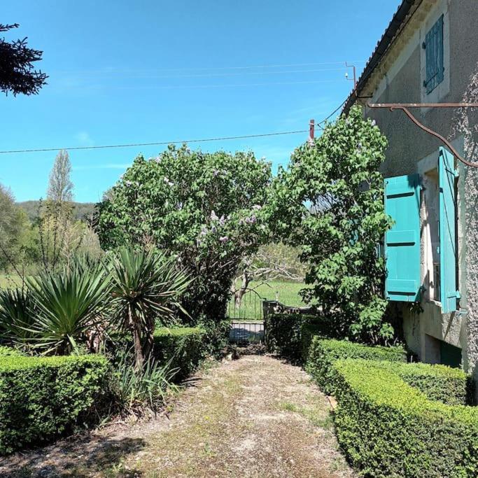 Appartement Charmant Studio Avec Jardin A La Campagne Sur Le Chemin De Saint Jacques De Compostelle à Lauzerte Extérieur photo